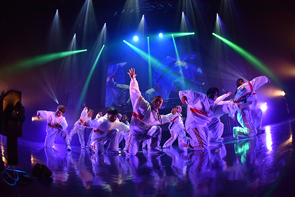 avexダンススクールの発表会の様子