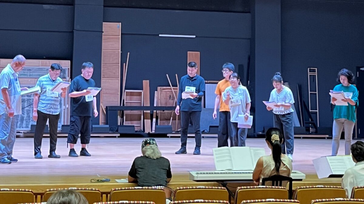 町民で作り上げる創作オペラ